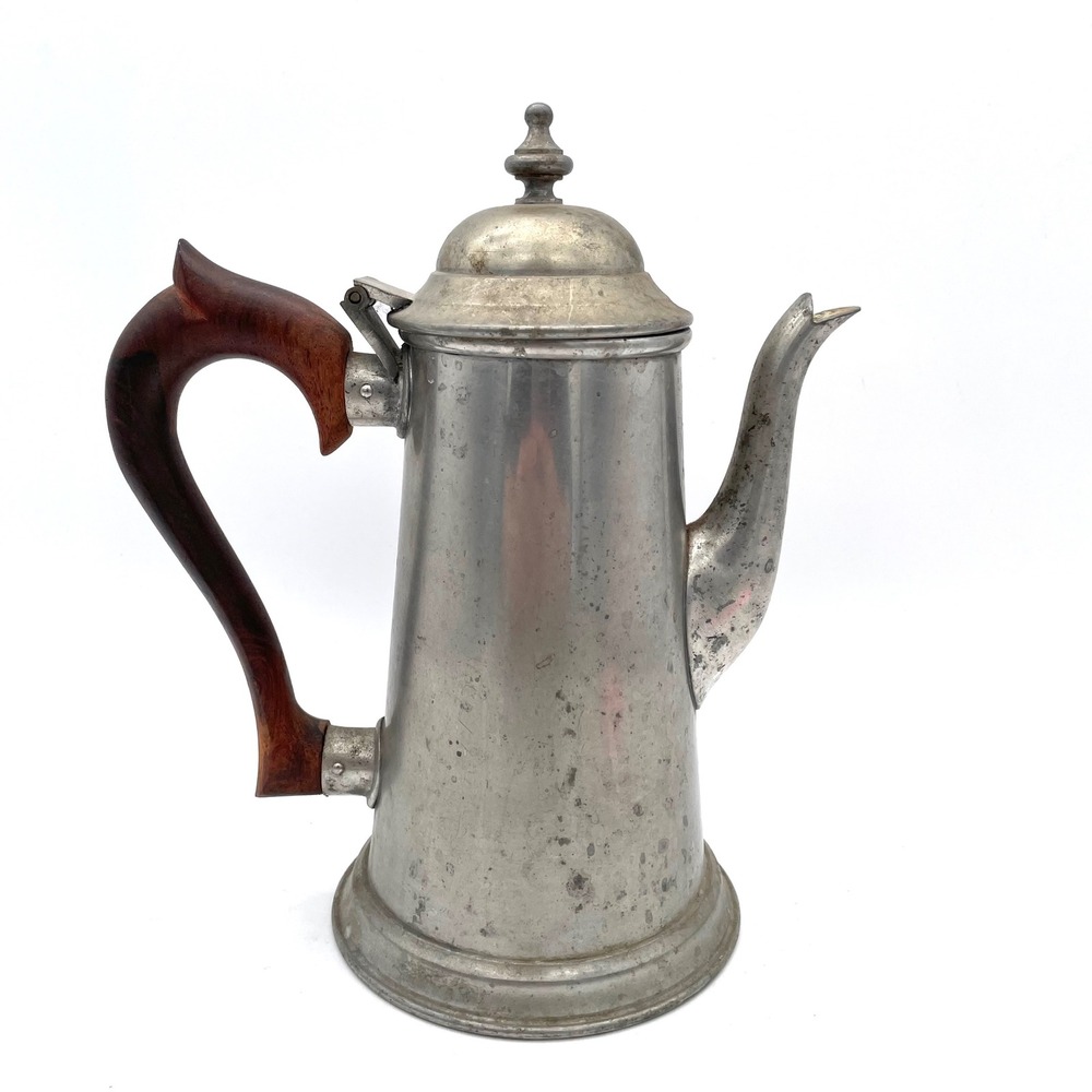 Stieff Pewter Tea Pot Vintage Grey Good P1-12 Wood Handle Colonial Revival